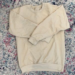 Pretty Little Thing Oversized Crew Neck